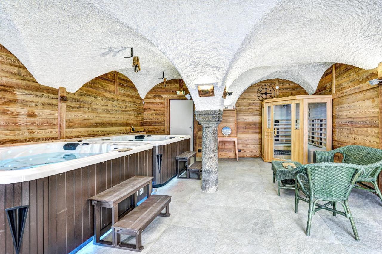 Gites & Spa De La Ferme De Belline Бріансон Екстер'єр фото